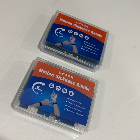 4 Pack Motion Sickness Anti Nausea Bands - Picture 3 of 7